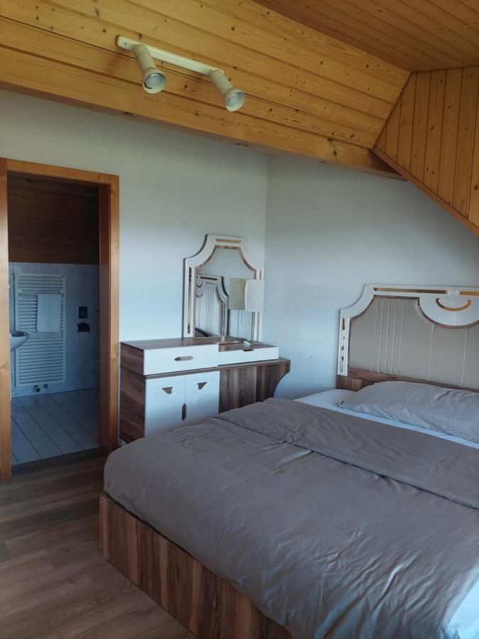 Alpenblick Ferenberg Bern Hotel Stettlen Bagian luar foto