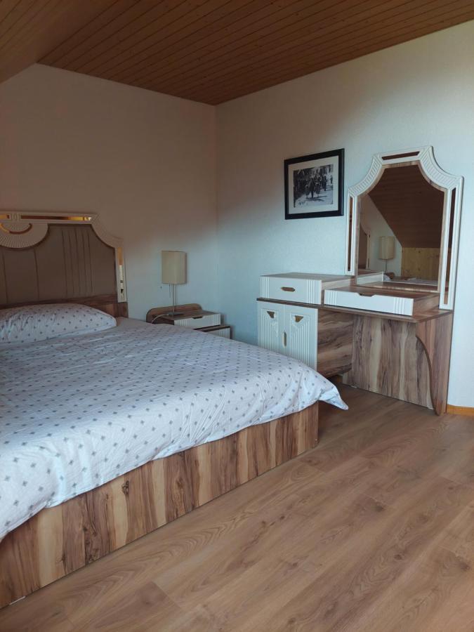 Alpenblick Ferenberg Bern Hotel Stettlen Bagian luar foto